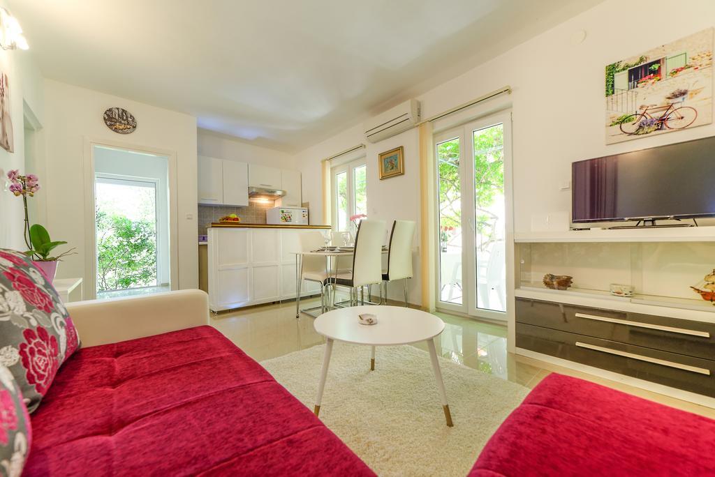 Charming House On The And Deluxe Appartamento
